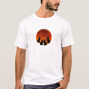 Howling at the Moon. T-Shirt