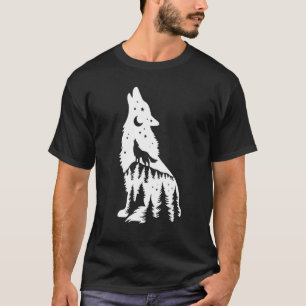Howling Wolf  Lone Wolf  Wolf Spirit Animal T-Shirt