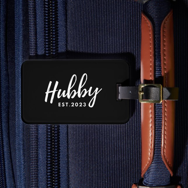 Hubby Est 2023 - groomsmen Luggage Tag (Front Insitu 4)