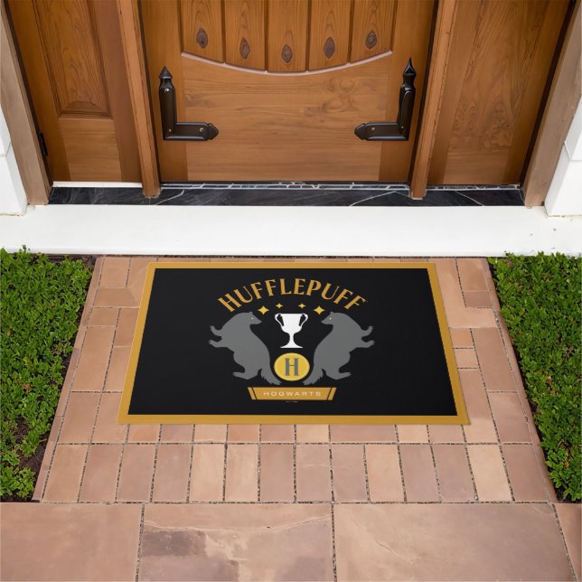 HUFFLEPUFF™ Badger and Cup House Pride Graphic Doormat (Outdoor)