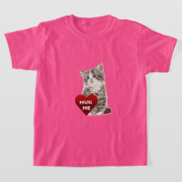 Hug Me - Girls' Basic T-Shirt