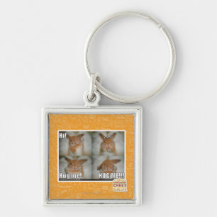 Hug me keychain