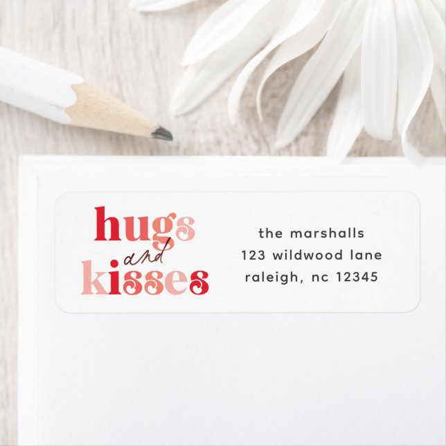 Hugs and Kisses Valentine's Day Adresse de retour (En situation)