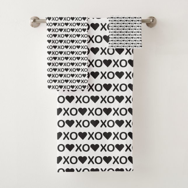 Hugs and Kisses XO Black Heart Bath Towel Set (Insitu)