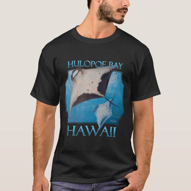 Hulopoe Bay Hawaii Manta Rays Sea Rays Ocean T-Shirt (Front)