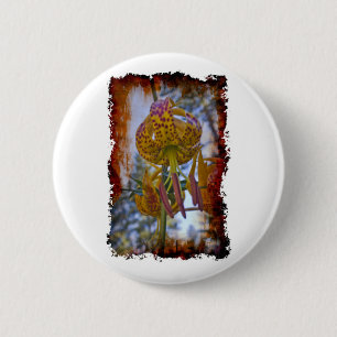 Humboldt Lily 2 Inch Round Button