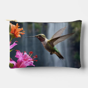 Hummingbird Waterfall Park, Accessory Pouch