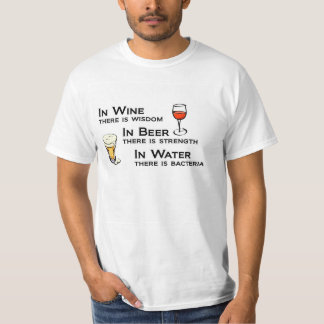 Humour de T-shirt d'amants de vin et de bière