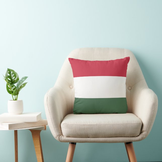 Hungary flag throw pillow (Chair)