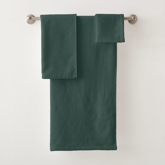 Hunter Green Solid Colour Bath Towel Set (Insitu)