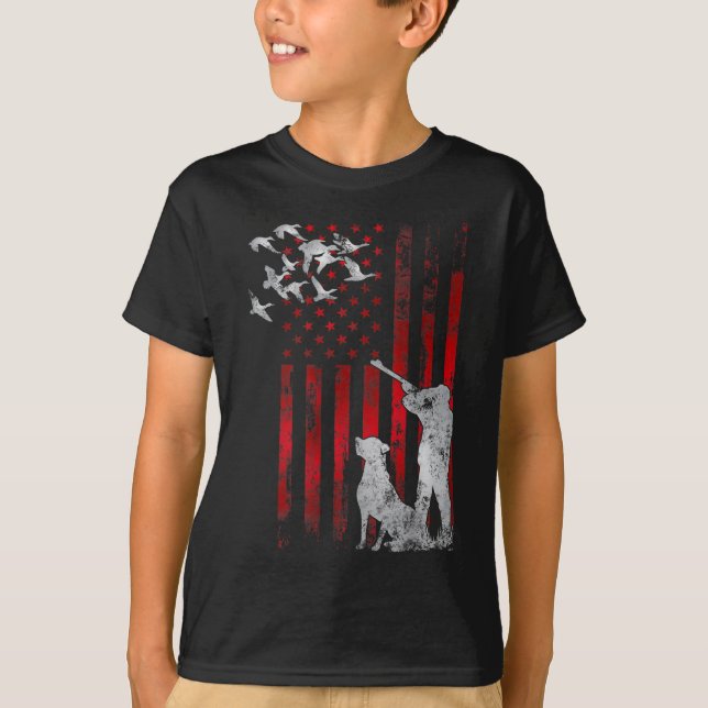 Hunters Distressed Patriotic American USA Flag Duc T-Shirt (Front)