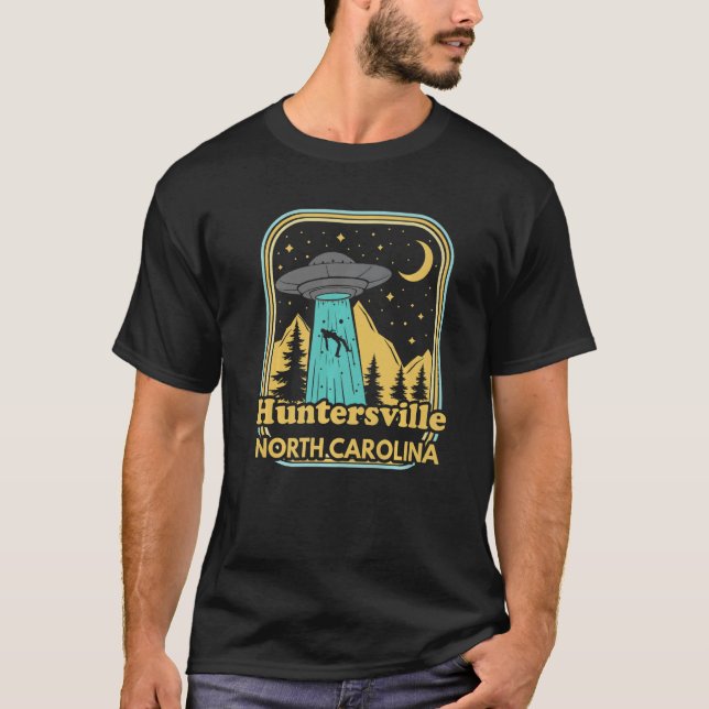 Huntersville North Carolina Ufo Alien 80s Retro St T-Shirt (Front)