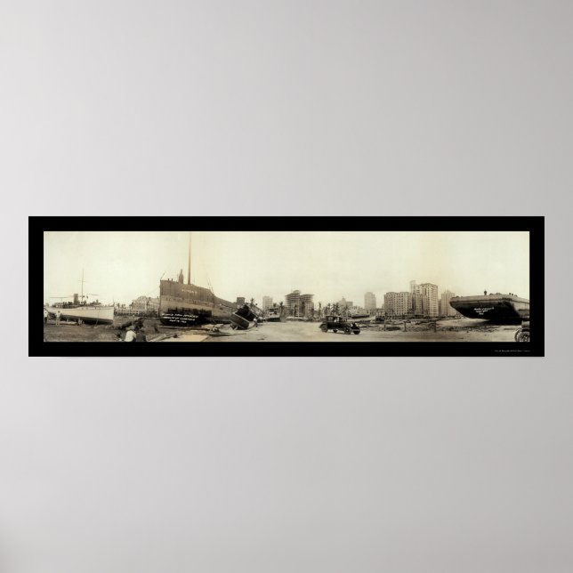 Hurricane in Miami Photo 1926 Poster (Front)