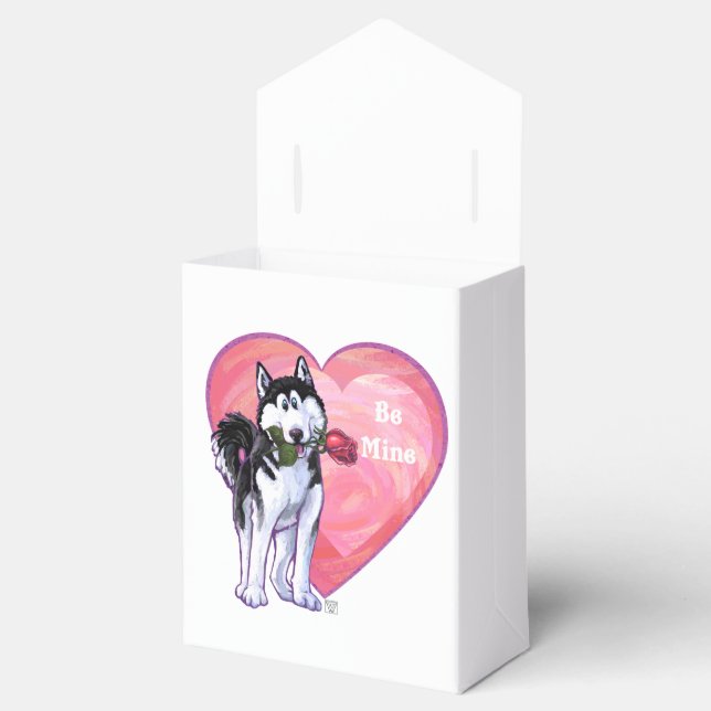 Husky Valentine's Day Favor Box (Opened)