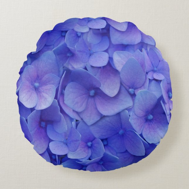 Hydrangea Blue   Round Pillow (Front)