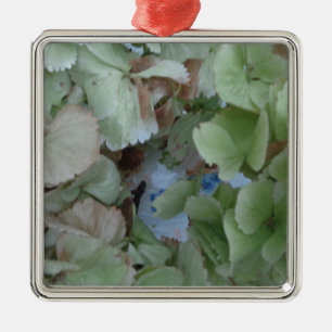 Hydrangea leaves metal ornament