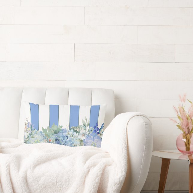 Hydrangée Bleue et Coussin Lumbar à rayures floral (Canapé)