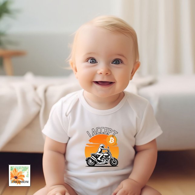 I ACCEPT BTC crypto payments Tshirt gift bitcoin (Creator Uploaded)
