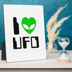I Alien Heart UFO Plaque