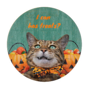 i Can Has Treats Cat Round Cutting Board