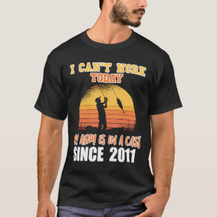 I can't work today my arm is in a cast since 2011 T-Shirt
