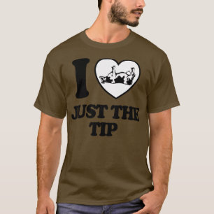 I Heart Cow Tipping Farm Small Town Humour T-Shirt