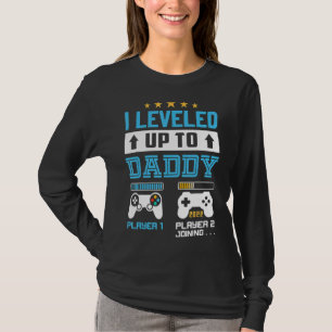 I Levelled Up To Daddy 2022 Soon To Be Dad 2022 2 T-Shirt