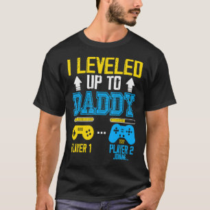I Levelled Up To Daddy 2022  Soon To Be Dad 2022 T-Shirt