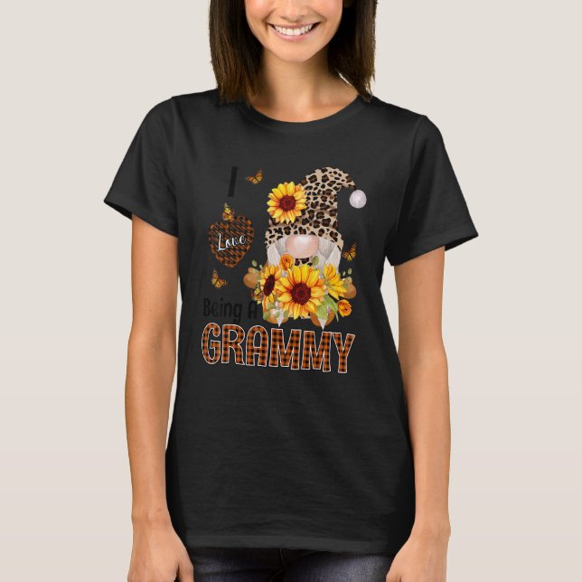 I Love Being A Grammy Fall Gnome Autumn Thanksgivi T-Shirt (Front)