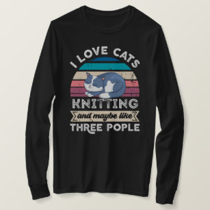 I love Cats Knitting and like Three People T-Shirt