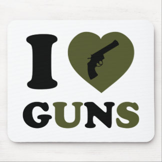 I Love Guns Mouse Pad