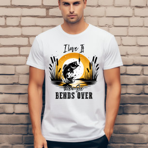 I love it when she bends over T-Shirt