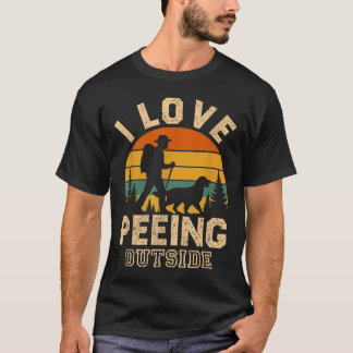 I Love Peeing Outside - Funny Hiking Meme Hilariou T-Shirt