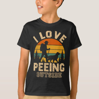 I Love Peeing Outside - Funny Hiking Meme Hilariou T-Shirt