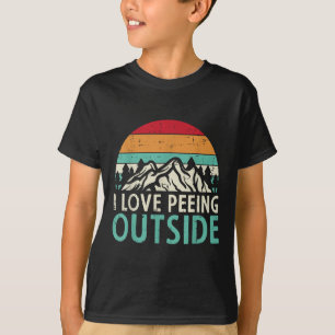 I Love Peeing Outside Sunset Retro Outdoor Camping T-Shirt