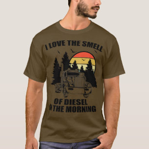 I Love The Smell Funny Women Trucker Female Truck T-Shirt