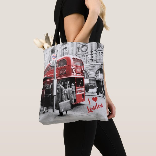I Sac fourre-tout de Londres (De près)
