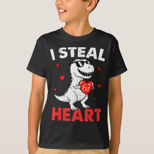 I Steal Hearts 67 Valentines For Boys Girls Kids W T-Shirt