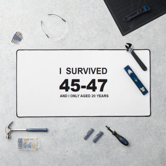 I Survived 45-47  (Poste de travail)