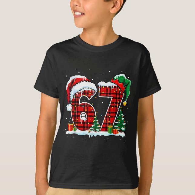 I Survived 67 Days Of School Christmas Funny Teach T-Shirt (Front)