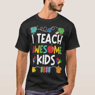 I Teach Awesome Kids Autism Awareness Teacher Men  T-Shirt