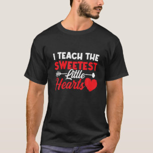I Teach The Sweetest Hearts Rainbow Teacher Valent T-Shirt