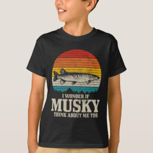 I Wonder If Musky Think About Me Vintage Funny Mus T-Shirt