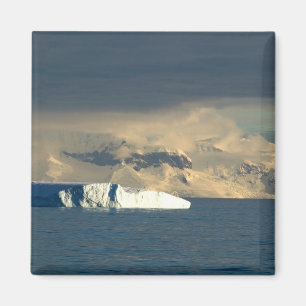 Ice Berg in the starts of the Drake Passage just Magnet