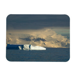 Ice Berg in the starts of the Drake Passage just Magnet