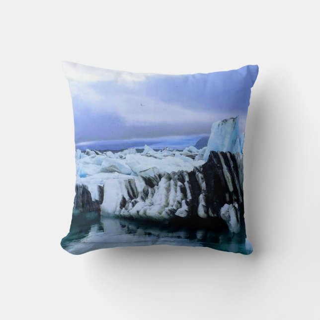 Iceland glacier - throw pillow (Front)