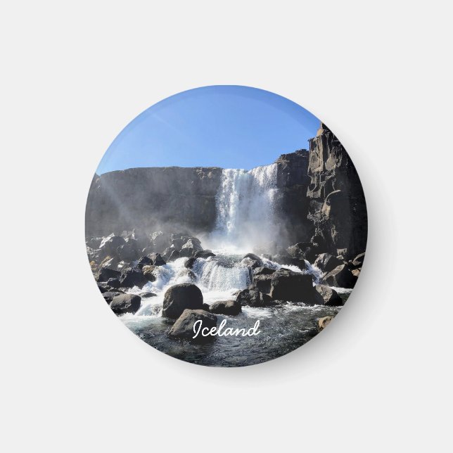 Icelandic landscape magnet (Front)