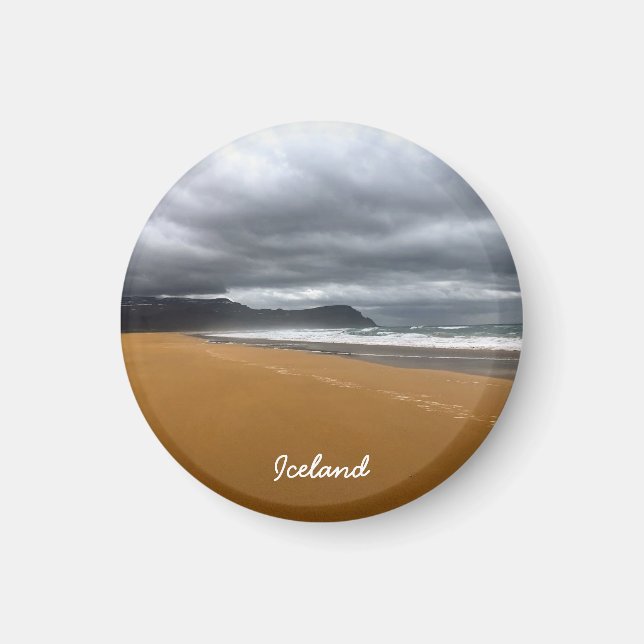Icelandic landscape magnet (Front)