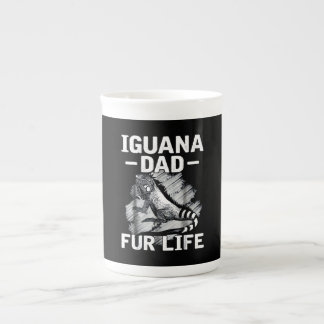 Iguana dad fur life bone china mug
