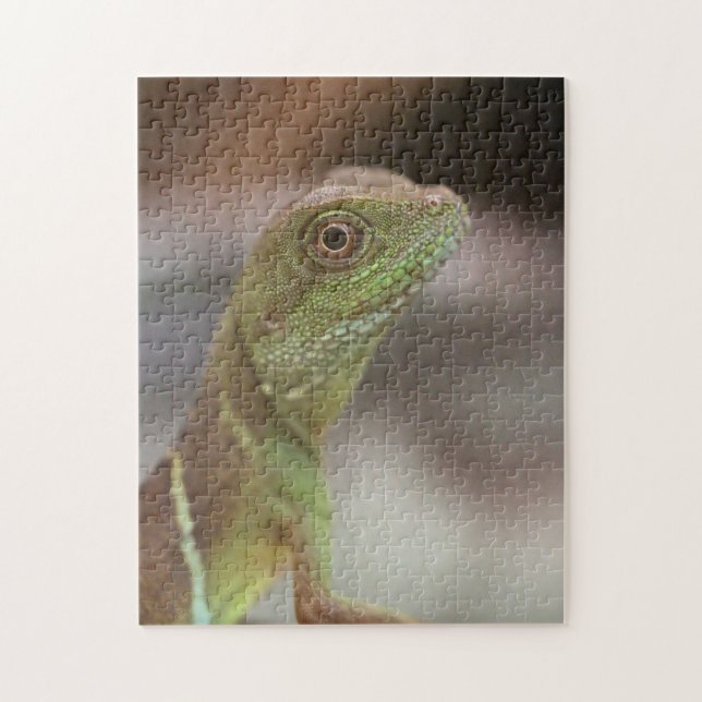 Iguana kiss  jigsaw puzzle (Vertical)